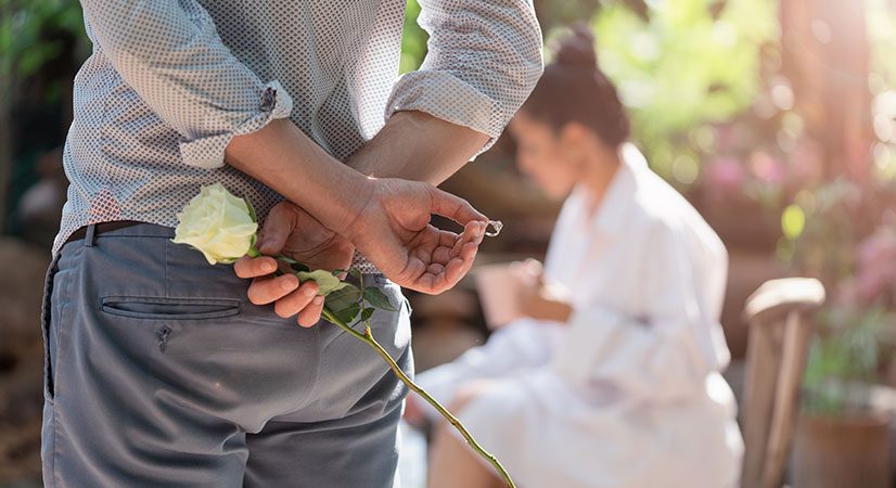 10 razones que deberías comprar un anillo de compromiso con circonitas cúbicas - Satéur Oficial